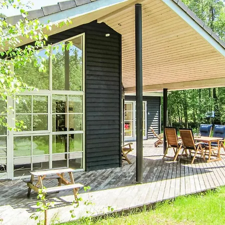 4 Bedroom Amazing In *