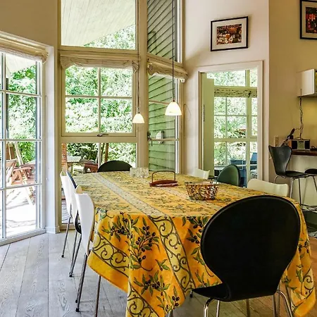 Holiday home 4 Bedroom Amazing In *