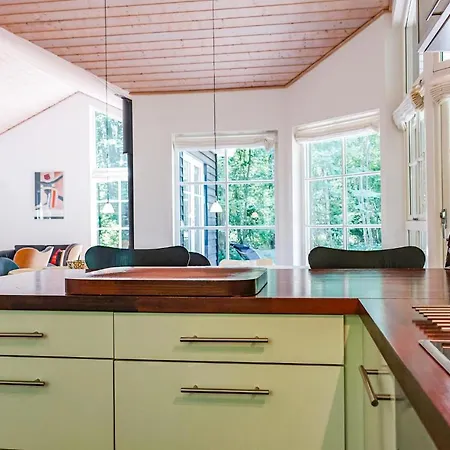 Vakantiehuis 4 Bedroom Amazing In *