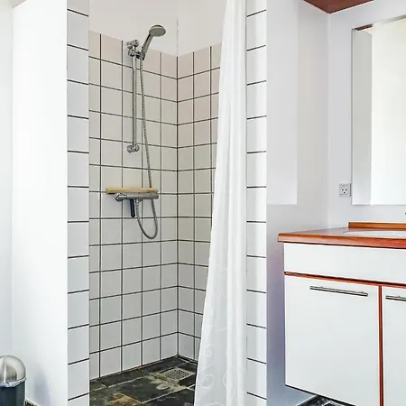 Holiday home 4 Bedroom Amazing In