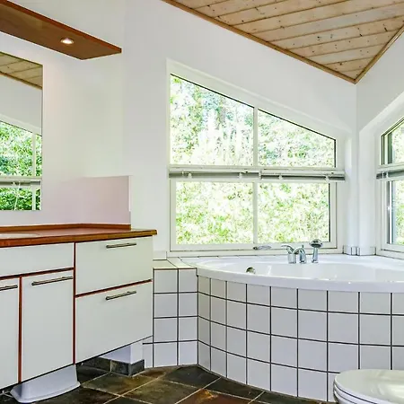 Holiday home 4 Bedroom Amazing In *